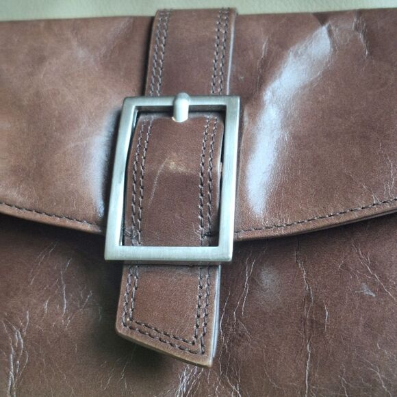 Kenneth Cole Clutch Chocolate Brown Leather with Optional Wristlet Strap - Picture 6 of 16